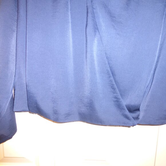 GUESS dark blue v-neck low cut blouse with lace accents - Picture 4 of 12